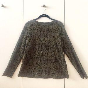 Woman sweater